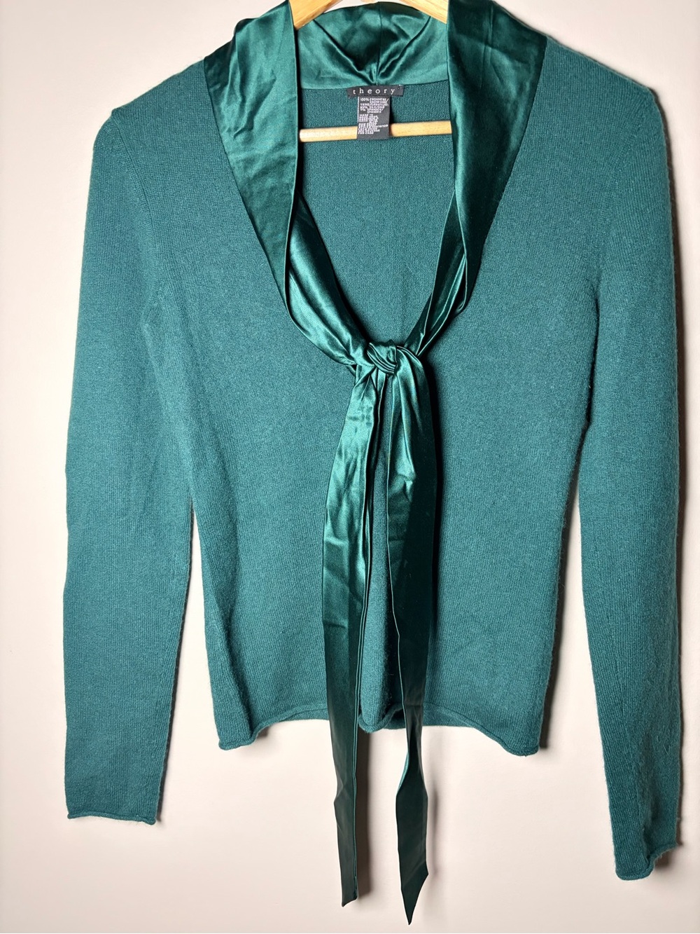 Theory 100% Cashmere Emerald Green Satin Tie Neck Sweater Small